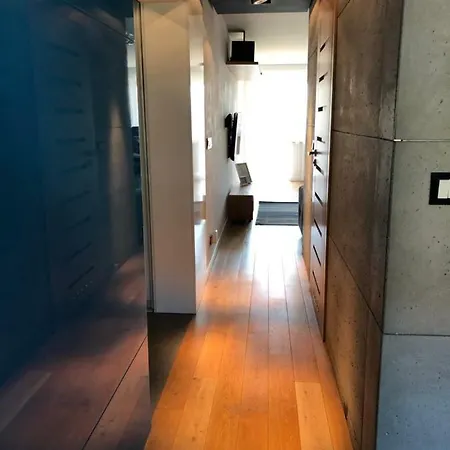 Apartament アパート *